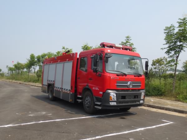 江特牌JDF5154GXFPM60型泡沫消防車(chē)